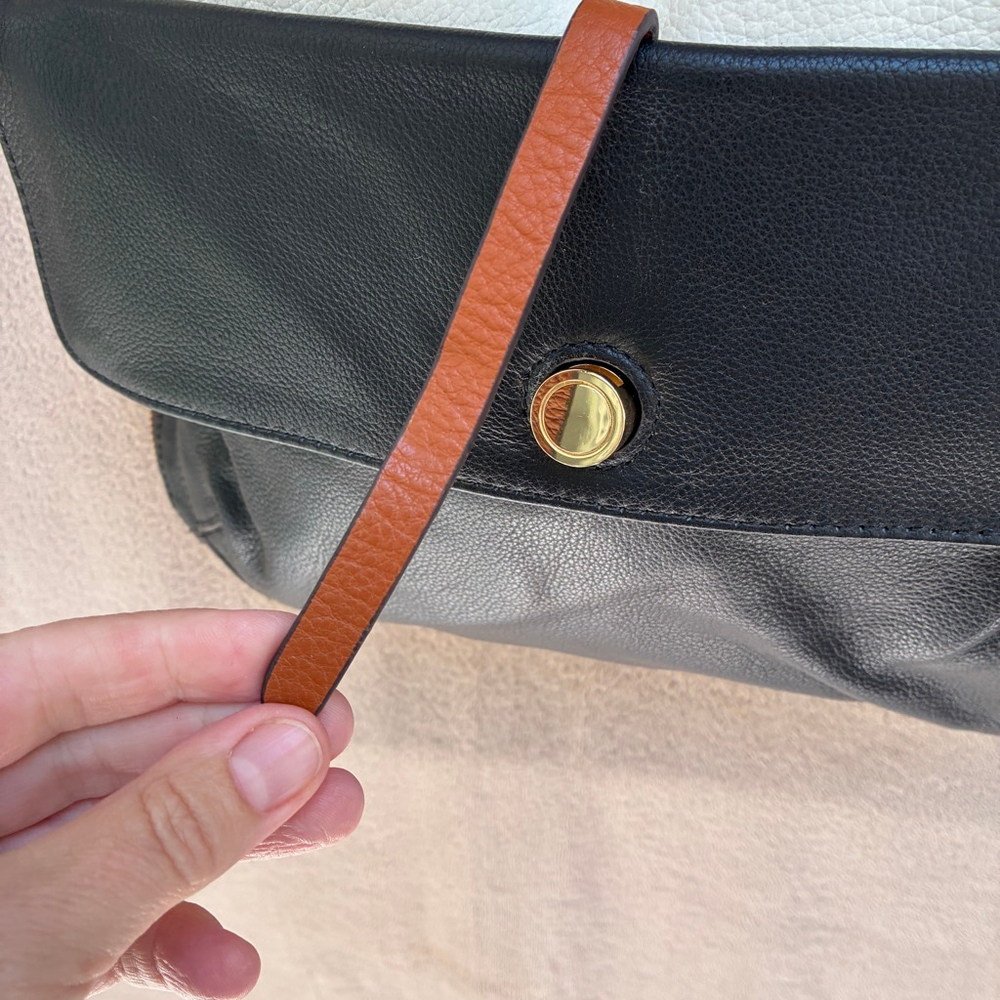 Danier Crossbody Bag Black, Tan & Cream Real Leather Timeless Vintage Neutral - Picture 7 of 16
